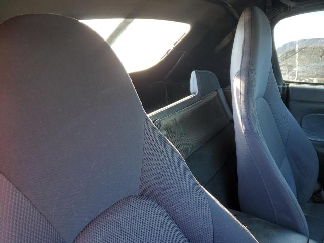 JM1NB353740401765 - 2004 MAZDA MX-5 MIATA BASE SILVER photo 10