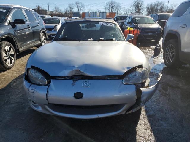 JM1NB353740401765 - 2004 MAZDA MX-5 MIATA BASE SILVER photo 5