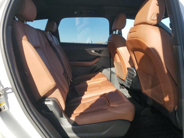 WA1LXAF74LD001646 - 2020 AUDI Q7 PREMIUM PLUS WHITE photo 11