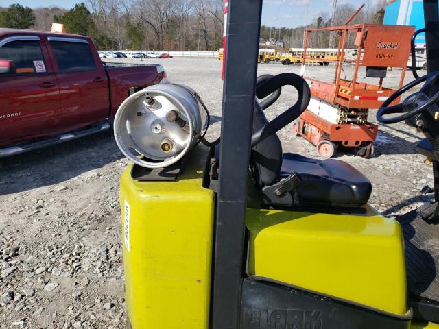 C365L01699488FB - 1997 CLARK FORKLIFT FORKLIFT Зеленый фото 6