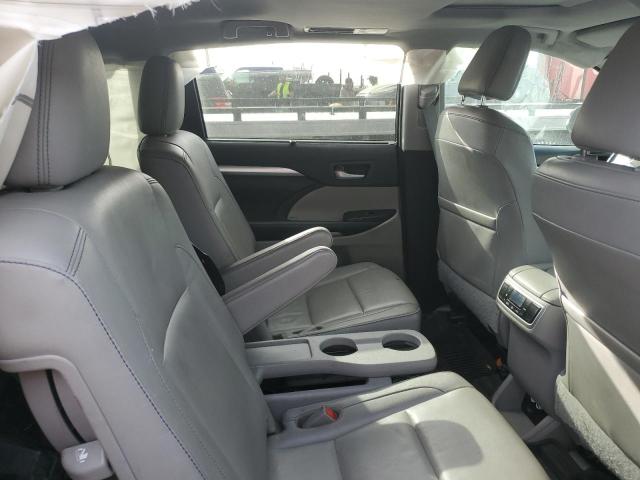 5TDJKRFH5GS342468 - 2016 TOYOTA HIGHLANDER XLE CHARCOAL photo 11