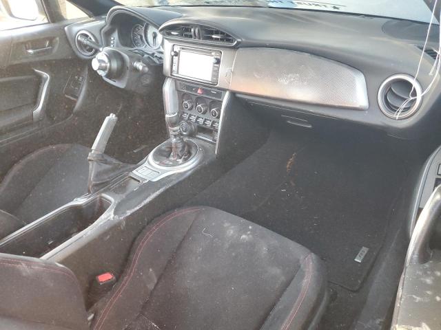 JF1ZNAA19D1731649 - 2013 TOYOTA SCION FR-S SILVER photo 8