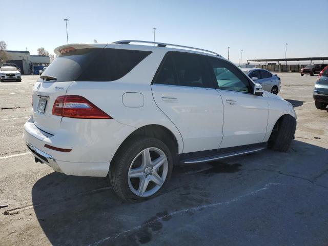 4JGDA5HB1EA334813 - 2014 MERCEDES-BENZ ML 350 4MATIC WHITE photo 3