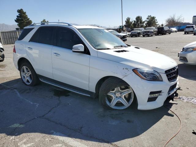 4JGDA5HB1EA334813 - 2014 MERCEDES-BENZ ML 350 4MATIC WHITE photo 4