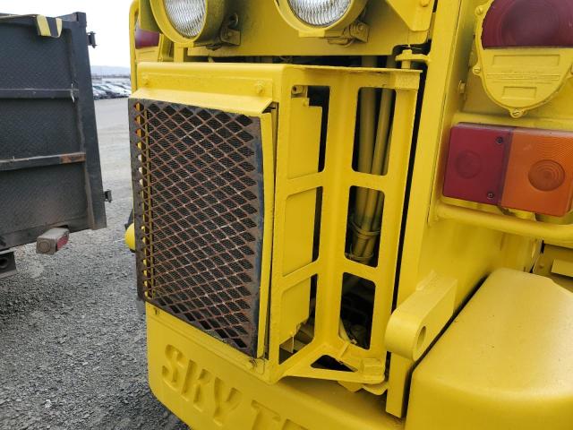 MV1486 - 2011 FORK FORKLIFT YELLOW photo 7