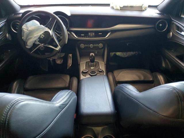 ZASFAKNN0J7B97419 - 2018 ALFA ROMEO STELVIO TI SPORT RED photo 8