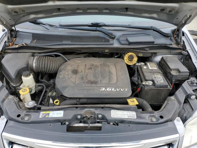 2C4RC1CG3DR778088 - 2013 CHRYSLER TOWN & COU TOURING L SILVER photo 12