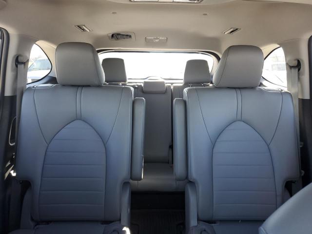 5TDGZRBH1NS594310 - 2022 TOYOTA HIGHLANDER XLE SILVER photo 10