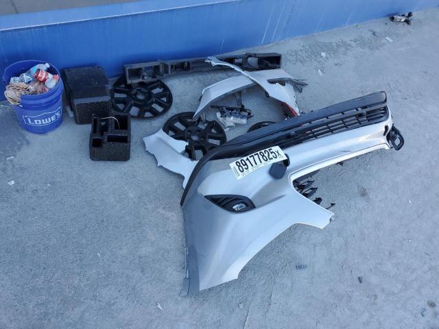 5TDGZRBH1NS594310 - 2022 TOYOTA HIGHLANDER XLE SILVER photo 13