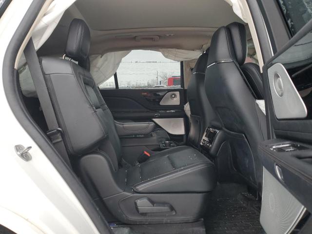 5LM5J7XC5MGL12588 - 2021 LINCOLN AVIATOR RESERVE Biały zdjęcie 11