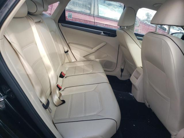 1VWDT7A32GC029760 - 2016 VOLKSWAGEN PASSAT R-LINE შავი ფოტო 10