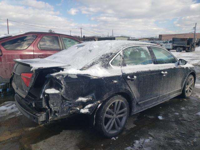 1VWDT7A32GC029760 - 2016 VOLKSWAGEN PASSAT R-LINE შავი ფოტო 3