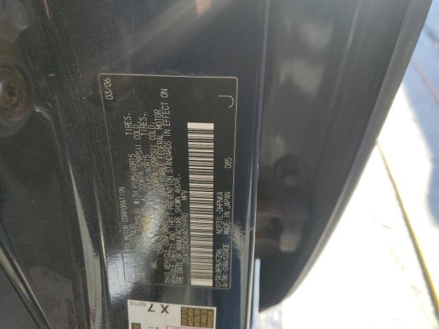 JTLKT324264076990 - 2006 TOYOTA SCION XB BLUE photo 13