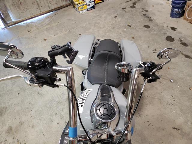 1HD1KH714RB638781 - 2024 HARLEY-DAVIDSON FLTRX 灰色 照片 5