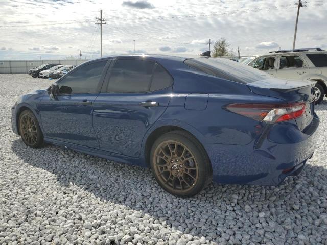 4T1T11BK1PU093205 - 2023 TOYOTA CAMRY SE NIGHT SHADE BLUE photo 2