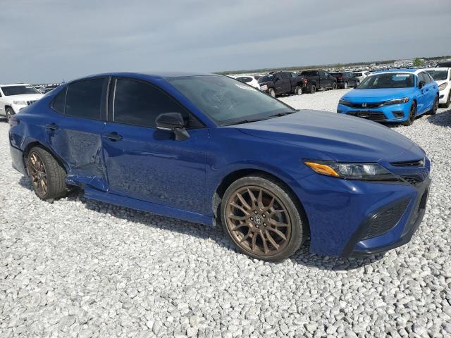 4T1T11BK1PU093205 - 2023 TOYOTA CAMRY SE NIGHT SHADE BLUE photo 4