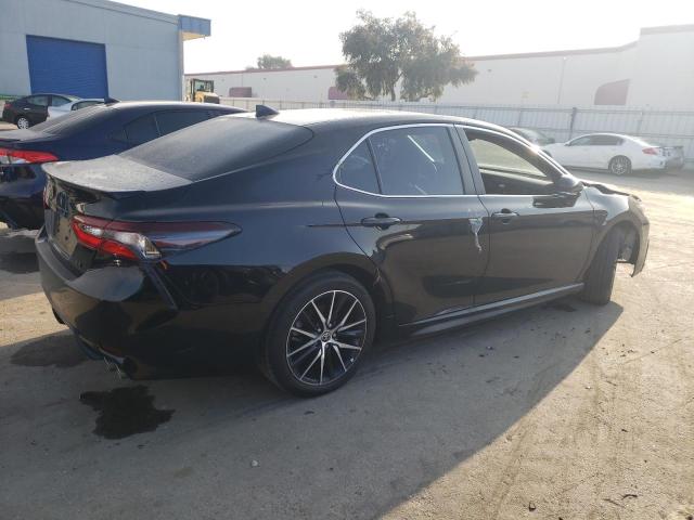 4T1T11AKXRU892761 - 2024 TOYOTA CAMRY SE NIGHT SHADE BLACK photo 3