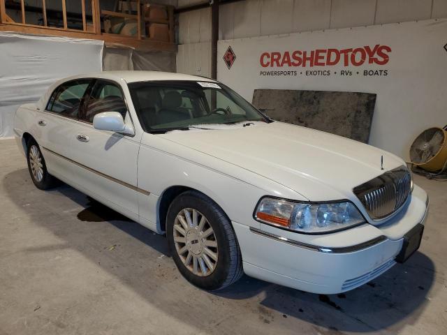 1LNHM81W23Y696905 - 2003 LINCOLN TOWN CAR EXECUTIVE Weiß Foto 4