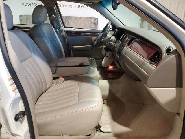 1LNHM81W23Y696905 - 2003 LINCOLN TOWN CAR EXECUTIVE Weiß Foto 7