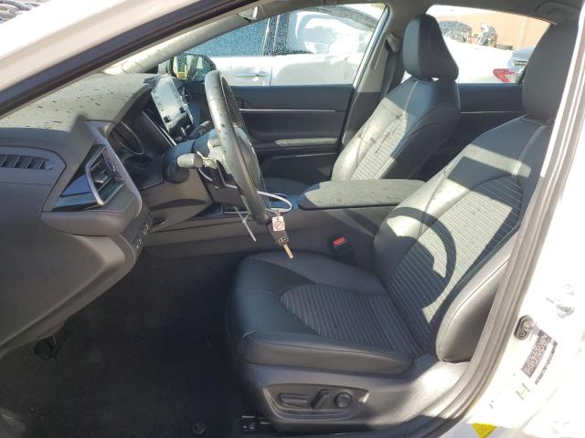 4T1G11AK9RU882935 - 2024 TOYOTA CAMRY SE NIGHT SHADE WHITE photo 7