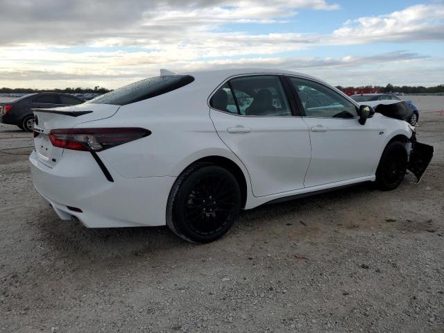 4T1G11AK7PU766534 - 2023 TOYOTA CAMRY SE NIGHT SHADE WHITE photo 3
