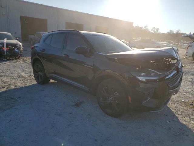 LRBFZNR46PD034609 - 2023 BUICK ENVISION ESSENCE შავი ფოტო 4