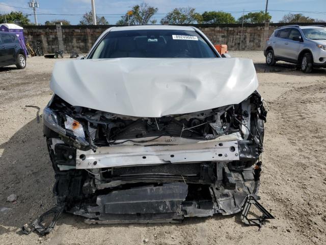 4T1G11AK3PU113506 - 2023 TOYOTA CAMRY SE NIGHT SHADE WHITE photo 5