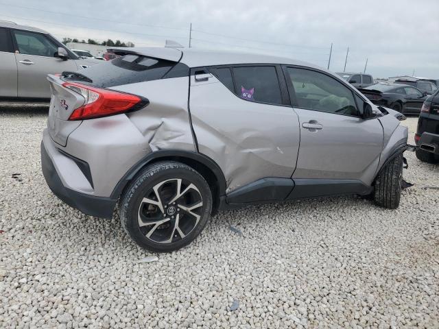 JTNKHMBX2J1000852 - 2018 TOYOTA C-HR XLE Gümüş fotoğraf 3