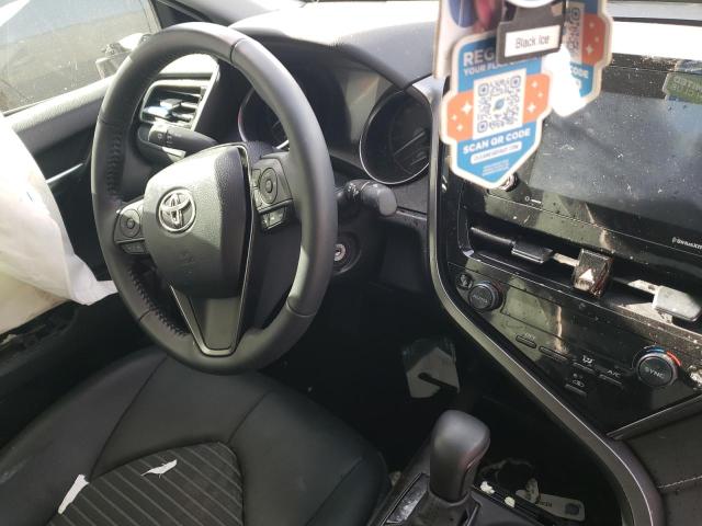 4T1G11AK7PU122435 - 2023 TOYOTA CAMRY SE NIGHT SHADE WHITE photo 9