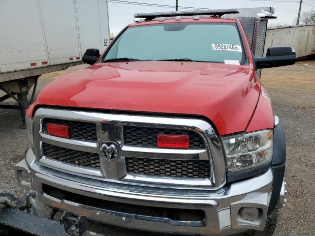 3C7WRNEL7FG683063 - 2015 RAM 5500 红色 照片 5