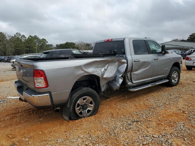 3C6UR5JLXNG239210 - 2022 RAM 2500 BIG HORN/LONE STAR GRAY photo 3