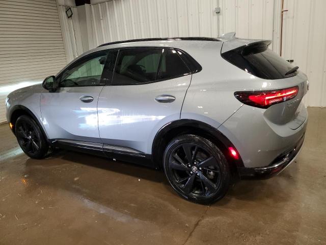 LRBFZPR45PD231539 - 2023 BUICK ENVISION ESSENCE Մոխրագույն լուսանկար 2