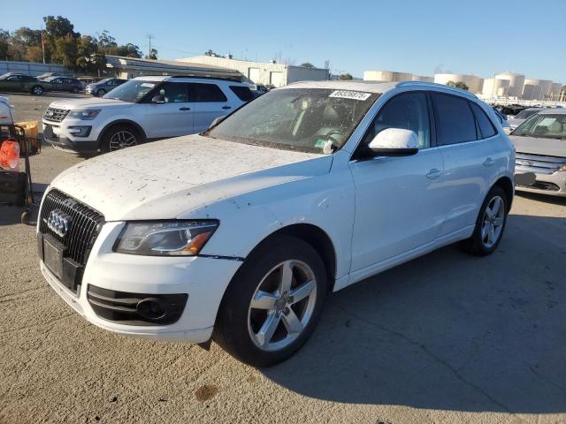 2010 AUDI Q5 PREMIUM PLUS, 