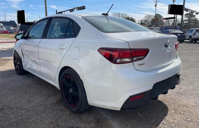 3KPA24ABXJE060480 - 2018 KIA RIO LX WHITE photo 3