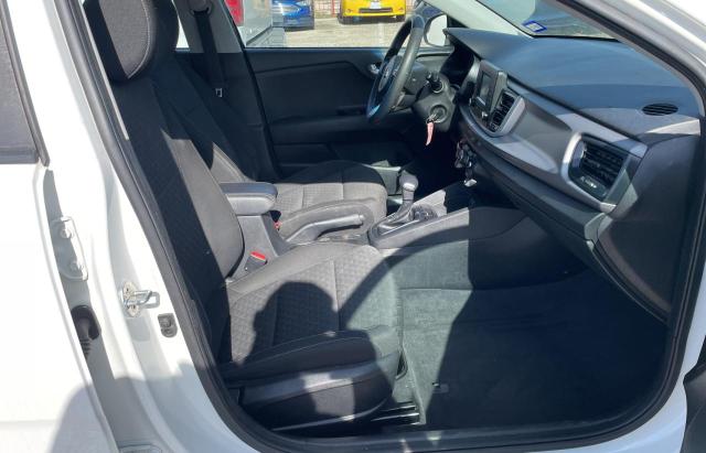 3KPA24ABXJE060480 - 2018 KIA RIO LX WHITE photo 5