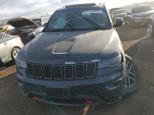 1C4RJFLT8HC772429 - 2017 JEEP GRAND CHER TRAILHAWK ნაცრისფერი ფოტო 5