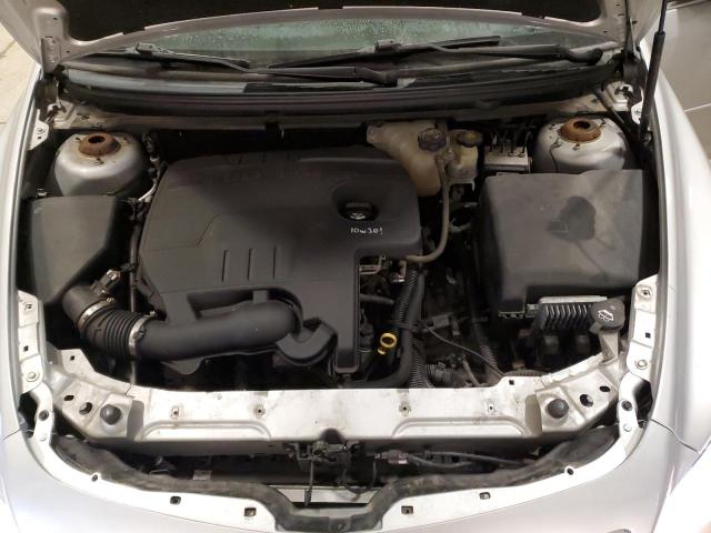 1G1ZC5E04CF287924 - 2012 CHEVROLET MALIBU 1LT SILVER photo 11