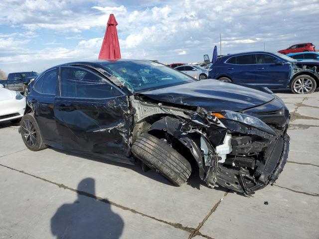 4T1G11AK6RU886179 - 2024 TOYOTA CAMRY SE NIGHT SHADE BLACK photo 4