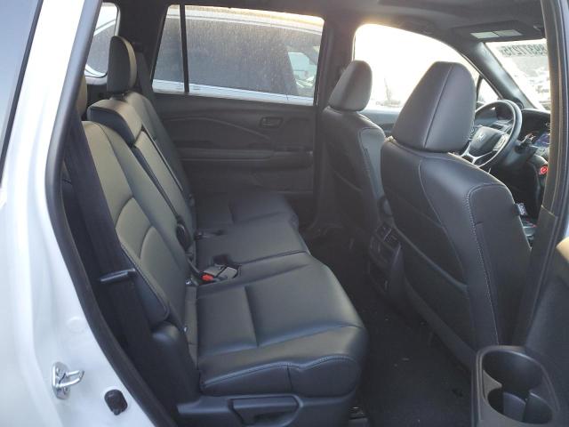 5FNYF8H5XNB006476 - 2022 HONDA PASSPORT EXL WHITE photo 11