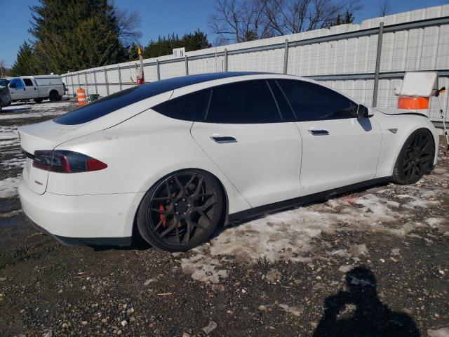 5YJSA1H20EFP64800 - 2014 TESLA MODEL S WHITE photo 3