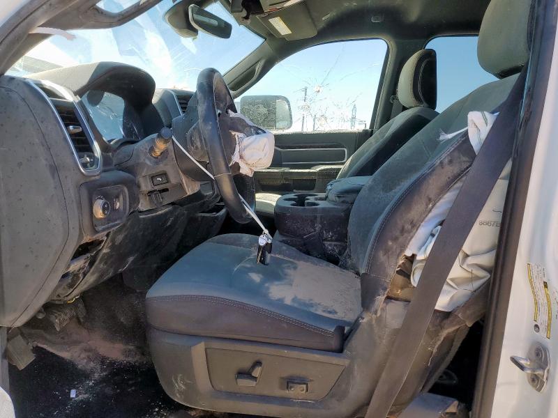 3C6UR5DL5NG322166 - 2022 RAM 2500 BIG HORN/LONE STAR WHITE photo 7