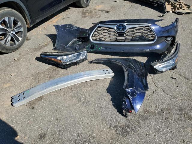 5TDGZRAH3LS512950 - 2020 TOYOTA HIGHLANDER XLE 蓝色 照片 13