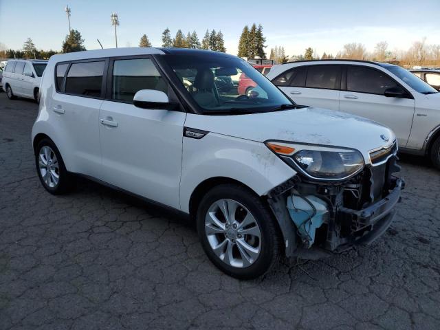 KNDJP3A56G7325815 - 2016 KIA SOUL + WHITE photo 4
