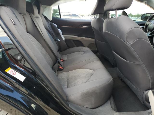 4T1B11HK1JU650351 - 2018 TOYOTA CAMRY L BLACK photo 10