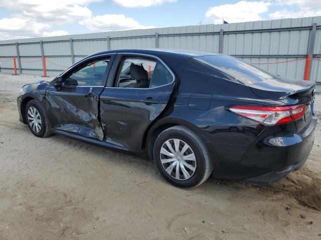 4T1B11HK1JU650351 - 2018 TOYOTA CAMRY L BLACK photo 2