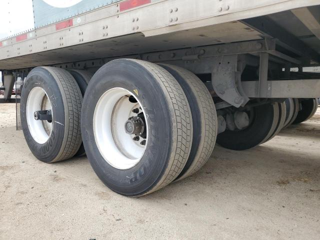 1UYVS2489FU407412 - 2015 UTILITY VS2RA WHITE photo 9