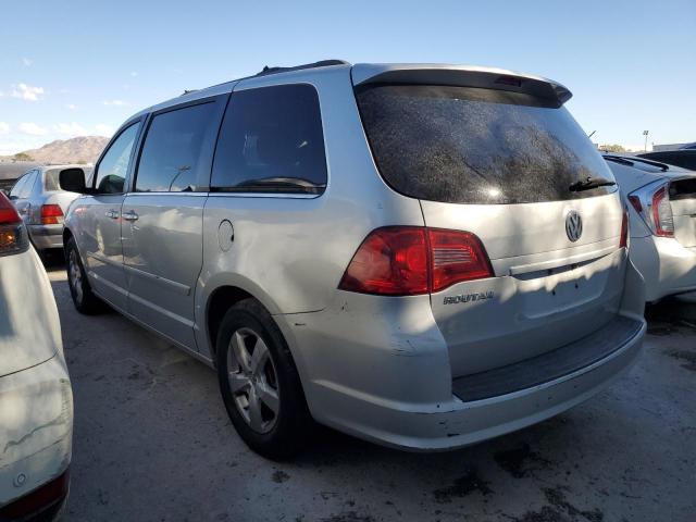 2V8HW34159R543812 - 2009 VOLKSWAGEN ROUTAN SE Gümüş fotoğraf 2