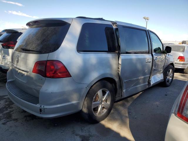 2V8HW34159R543812 - 2009 VOLKSWAGEN ROUTAN SE Gümüş fotoğraf 3