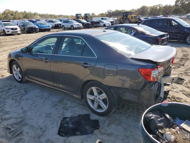 4T1BF1FK0CU081936 - 2012 TOYOTA CAMRY BASE GRAY photo 2