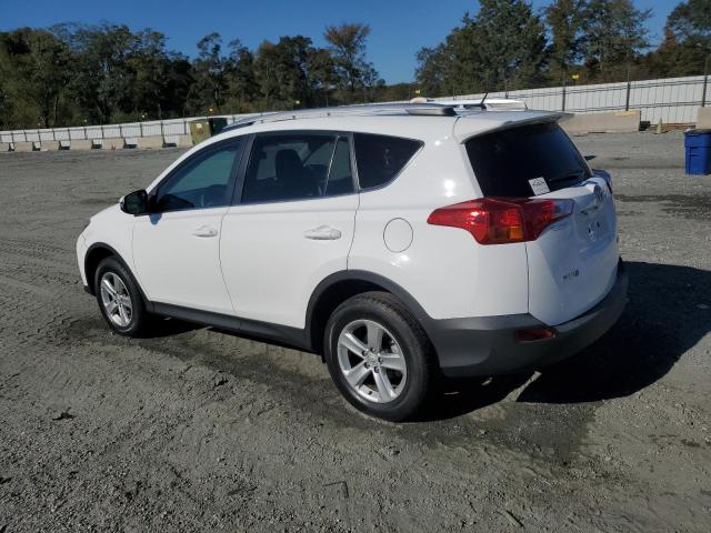 2T3WFREV8DW064743 - 2013 TOYOTA RAV4 XLE WHITE photo 2